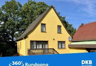 Hausansicht vom Garten