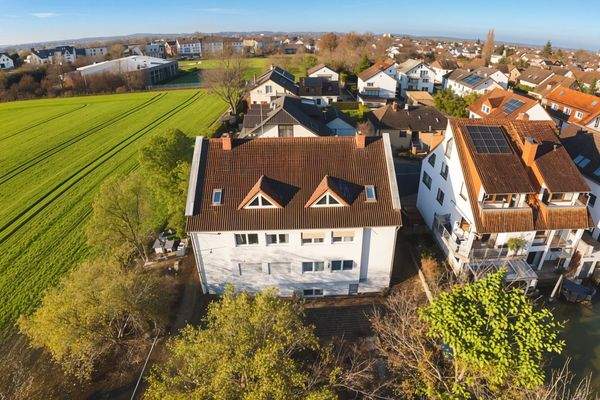 Drohnenaufnahme Frontal