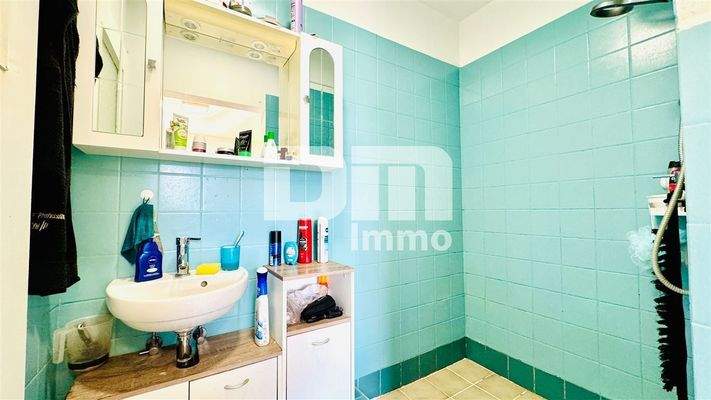 Souterrain Bad / Dusche