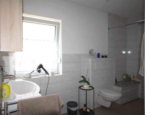 Haus-2 Eigentümer- Bad