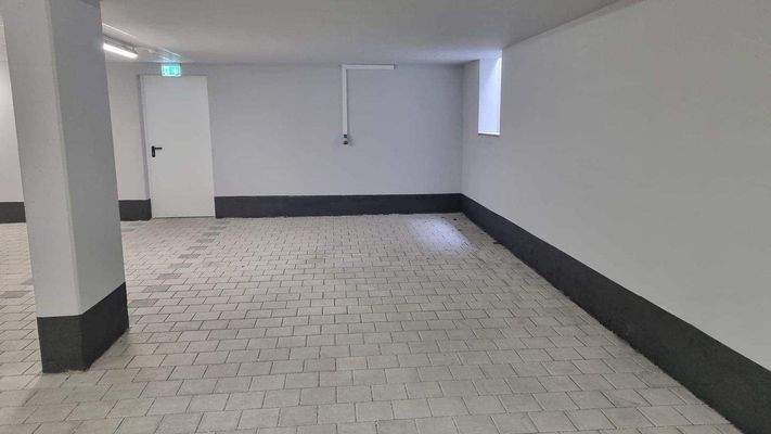 TG Stellplatz extra breit 3.JPG