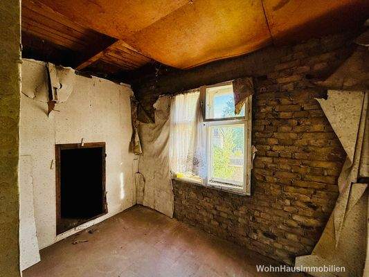 Zweites Zimmer im Dach