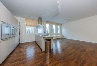 bf2f40a6-263a-45e9-b097-96d90eb5cdc7