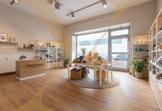 Bsp. Geschäftsfläche - Visualisierung – Einrichtung & Renovierung mittels KI