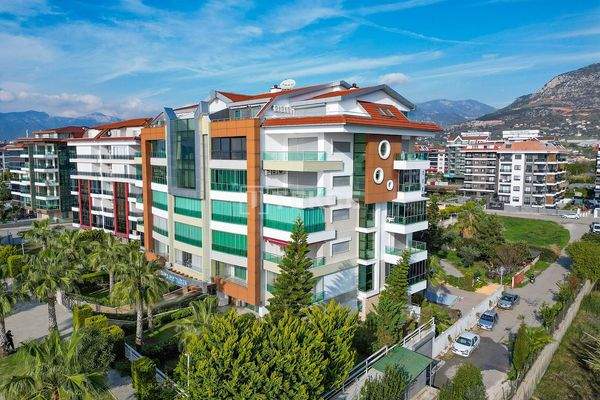 Furnished Duplex Seaside Apartment in Alanya