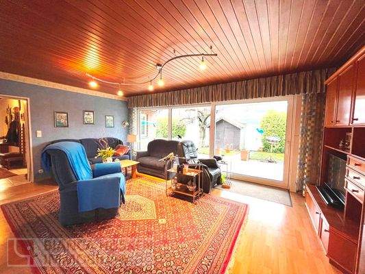 Großes Wohnesszimmer