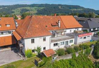 Zentrale Lage mit Ausblick