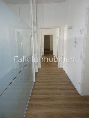 Gemeinschaftsflur zu den Büros