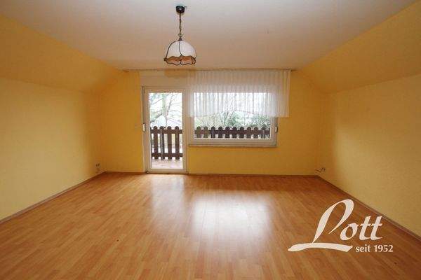 Wohnzimmer (Dachgeschoss)