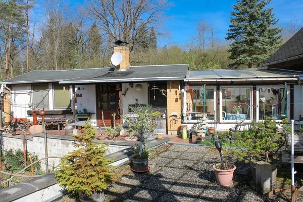 Freizeitbungalow mit Pool