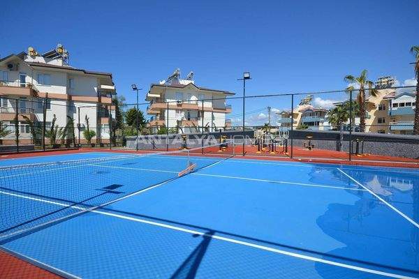Flats in a Complex with Rich Social Facilities in Alanya