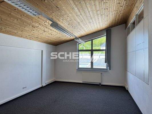 hell und freundlicher Arbeitsplatz