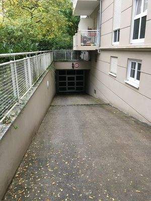 Tiefgarageneinfahrt .JPG