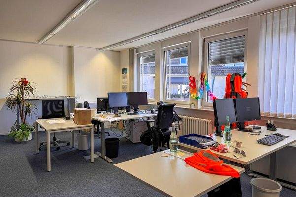 Büro    