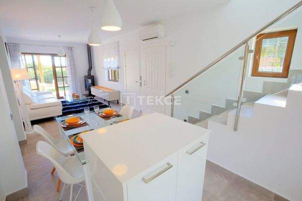 Exquisite Detached Villas in a Luxurious Resort in Almería