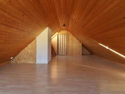 ausgebauter Spitzboden links