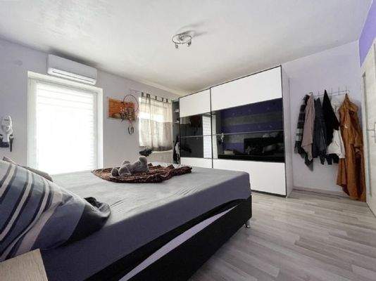 Schlafzimmer OG  - Weitwinkel