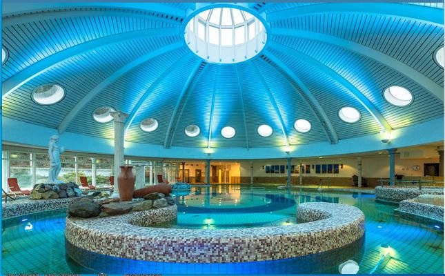 Therme von innen.JPG
