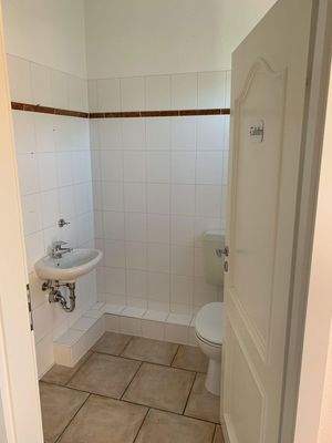 Gäste-WC EG