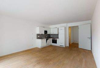 (Musterwohnung) Wohn-Esszimmer