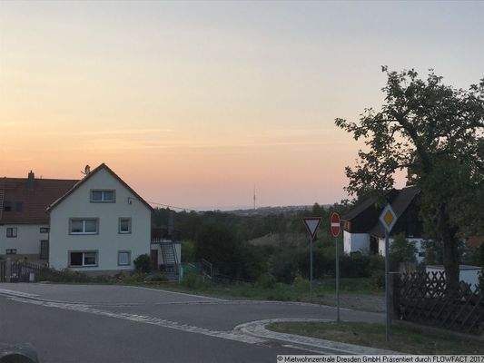 Ausblick - Denkmalschutz!! Ausbaufähiges Doppelhau