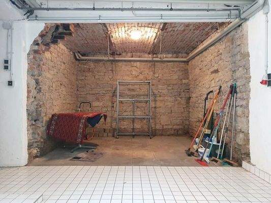 KG: Abstell-/Lagerfläche