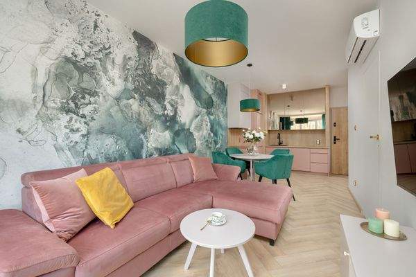 Wohnzimmer mit Küche