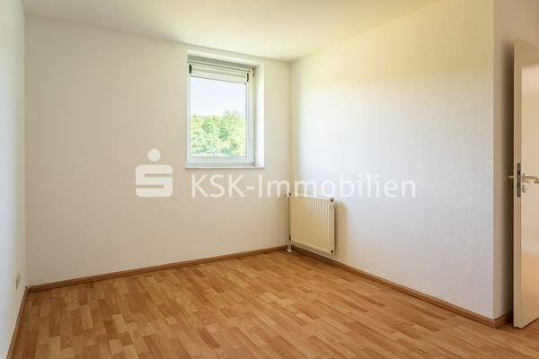 121583 Schlafzimmer