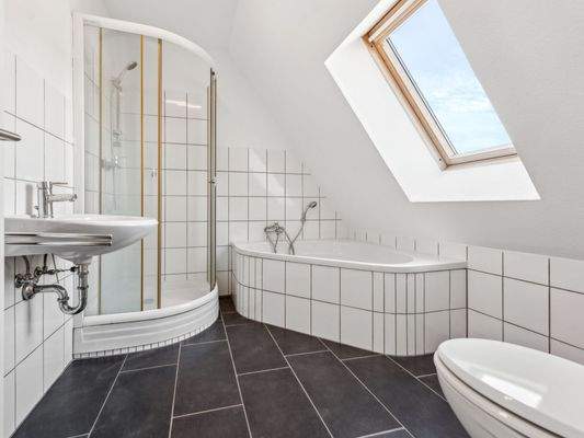 Badezimmer Wohnung 2