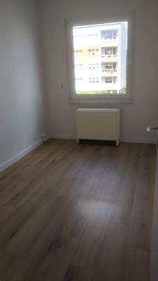 784aaa91-060e-4b77-a1da-e3f5a33d8571