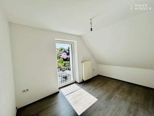 Kinderzimmer / Homeoffice