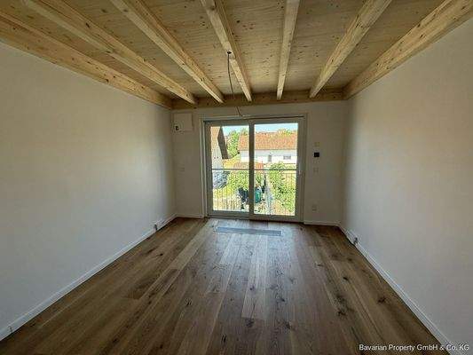 2-Zimmer-Wohnung im 1. OG