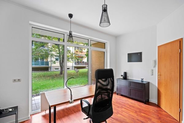 Büro 1