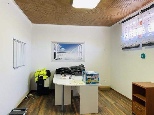 Büro im EG