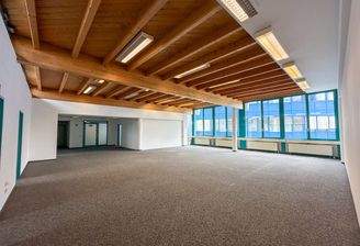 Großräumiger Eingangsbereich