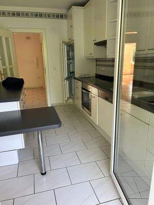 Küche Blick zur Diele