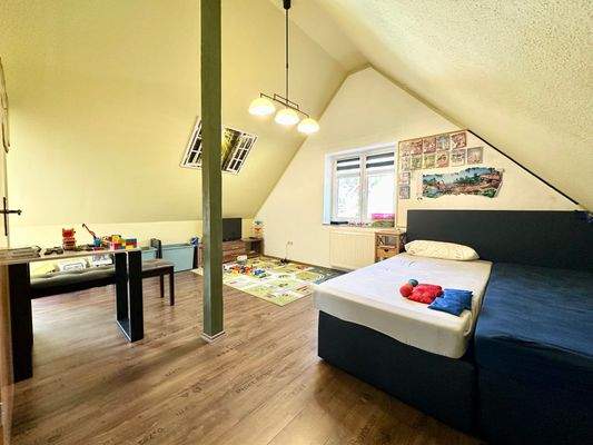 Zimmer im Dachgeschoss