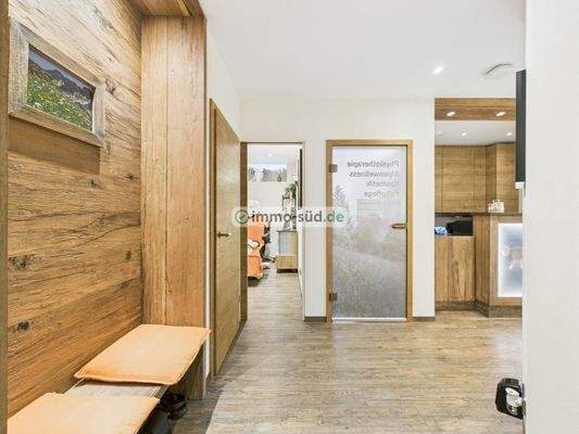 Empfangsraum Eingangsbereich Wellness