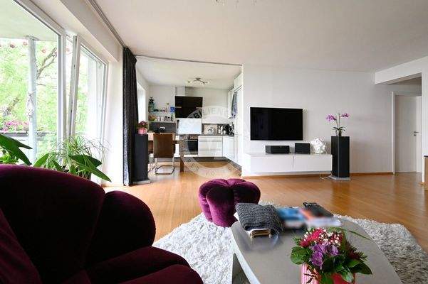 Wohnzimmer (Blick 2)