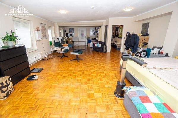 Hobbyraum / Großes Büro (1)