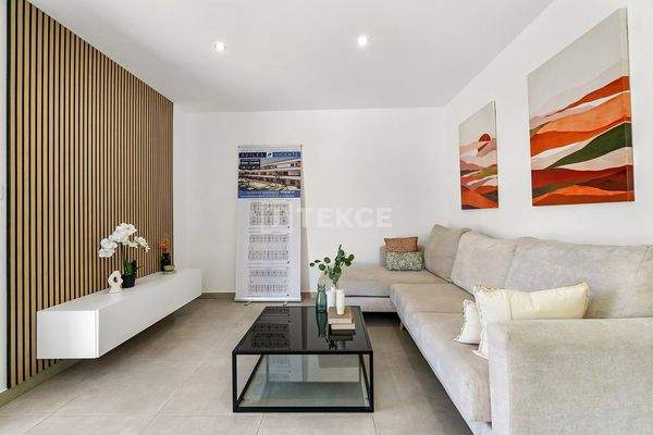 Modern 3 Bedroom Apartments 750 m from the Beach in San Javier