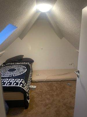 Zimmer Maisonettewohnung 2 OG