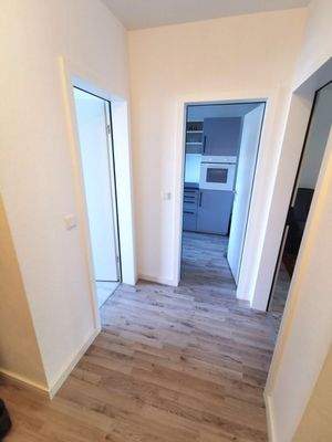 Flur mit Richtung zur Küche