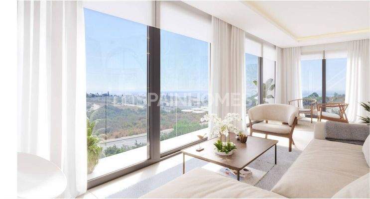 Semi-Detached Villas with Useful Interior Design in Estepona