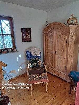 5 Wohnzimmer Teil 1.jpg