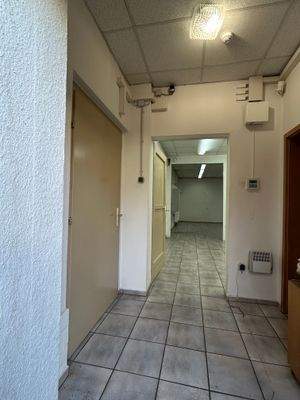 Hintereingang Flur zur Werkstatt.JPG