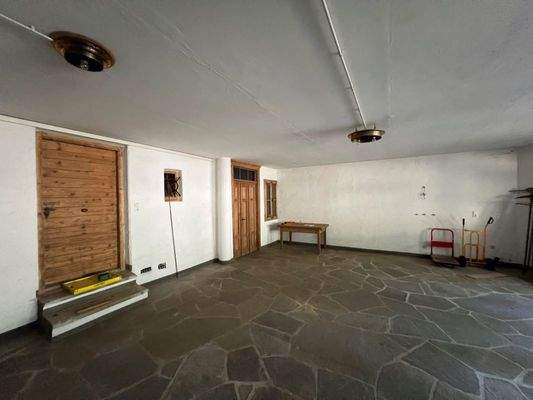 Brixen-Villa-Altbau-Stadtnah-Bressanone-Rienzdamm-