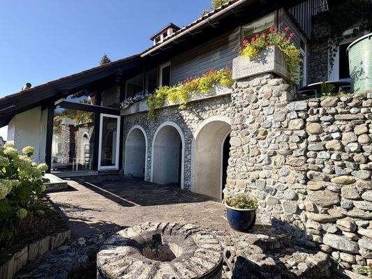 Terrasse mit Zugang Pool