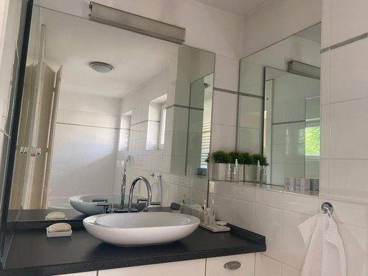 1. OG Bad Handwaschb. Lerchenberg HH-Volksdorf