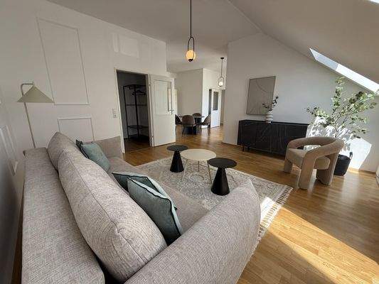 20250730_110457747_iOS